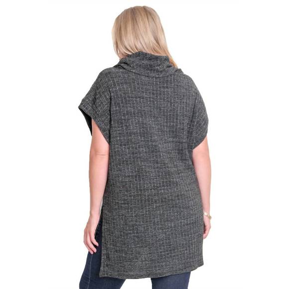 NEW UMGEE cowl neck tunic sweater - plus in oreo - Picture 3 of 3